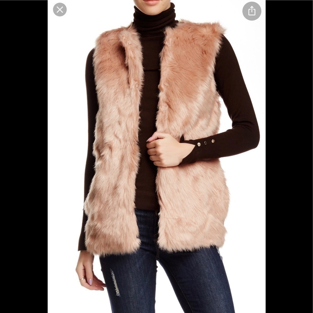 Bagatelle Faux Fur Vest Blush​​​​​​​​​​